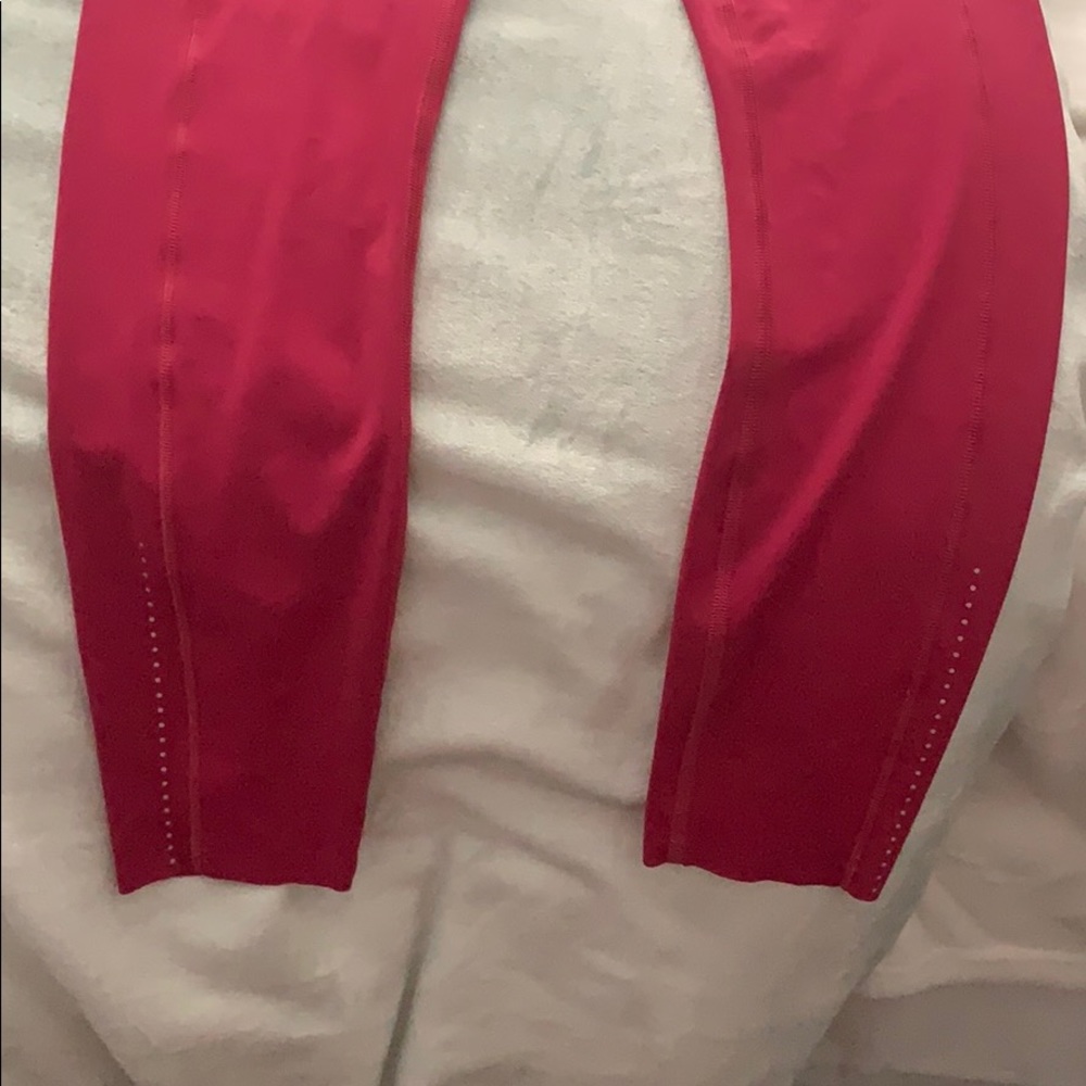 Women’s Fast and Free Lululemon Leggings - Picture 2 of 5